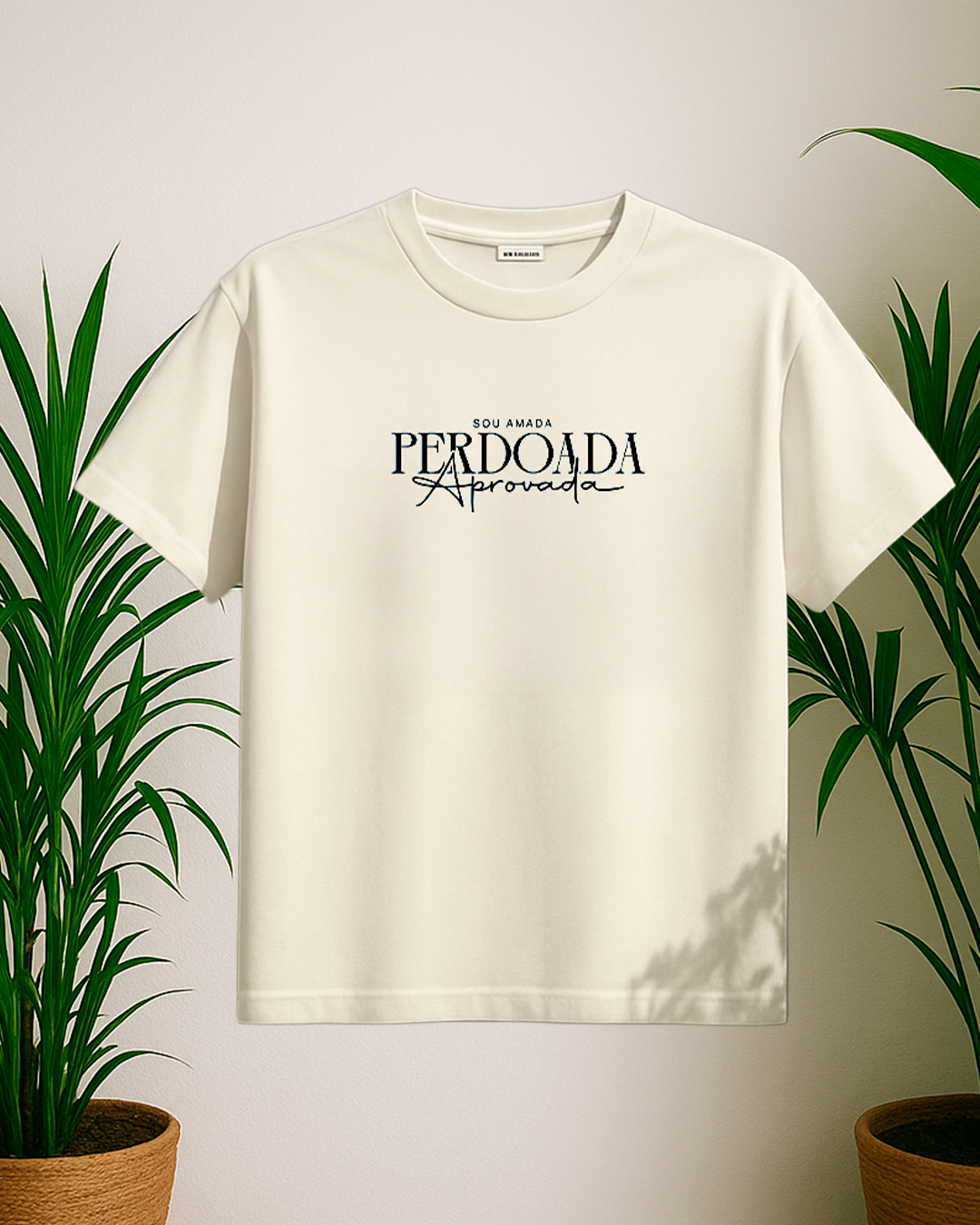 Camisa "Sou Amada, Perdoada, Aprovada"